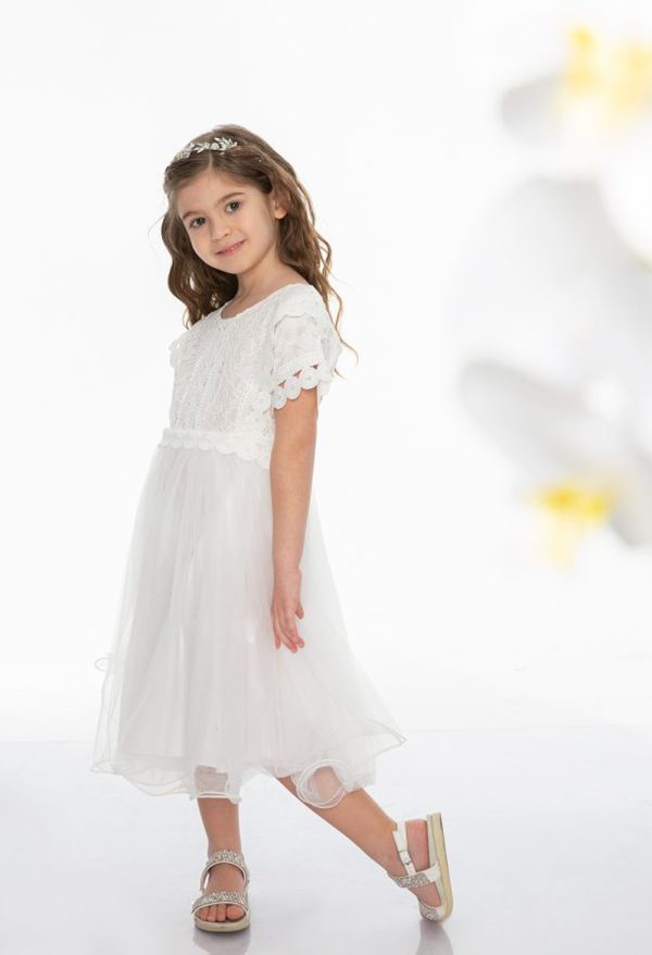 Δυναμικό Λευκό Μίνι Φόρεμα με Κρόσσια και Ασύμμετρους Ώμους