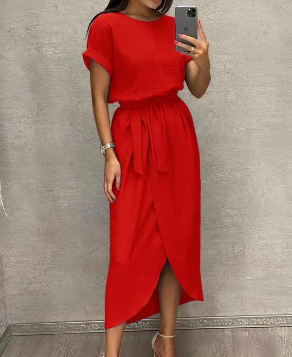 Φόρεμα Βισκόζ Με Ασυμμετρική Φούστα και Ζώνη σε Κοκκίνο